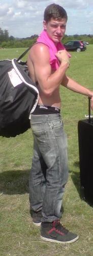 my battery is lower just pull it out and give it a blow :) !!!!!!!!!!!!!