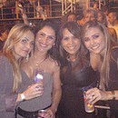 Sim ,Elas me fazem Sorrir Mesmo Distante Amovcs .
#DeusNoComando @DayNazzi @patygirlBack @MarlaPTeixeira @FabianaMoreira_
