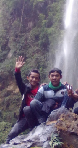 Aku mencintaimu karena kamu adalah pilihanku.    ƪ(ˆ⌣ˆ)ʃ