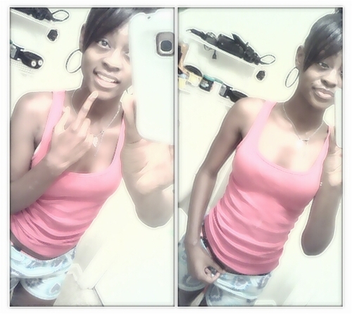 #Team follow back | #Teamsingle | Mention for a followback . BANGBANG follow my annoying ass twubby @devin_2real he'll follow back (: