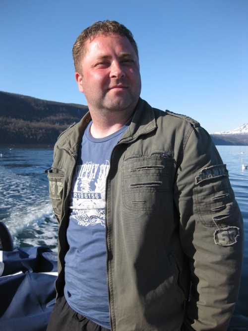 Manager at Distributioncenter for Elkjop and Lefdal. Live 1 hour outside Oslo.