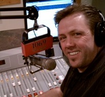 Husband. Father. Follower of Jesus. On-air personality at 106.9 The Light, WMIT http://t.co/w7P9vo7B5J