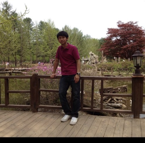 promsj's profile picture. 