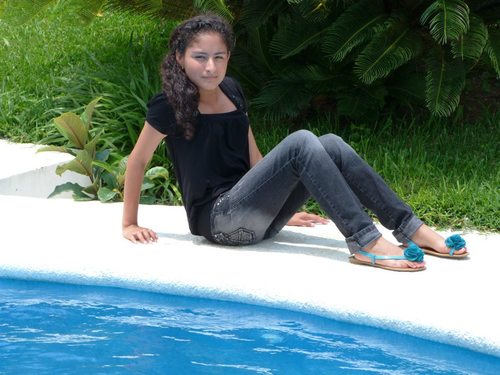 Porque sin ser cancion me dedique a ti :$ ♥