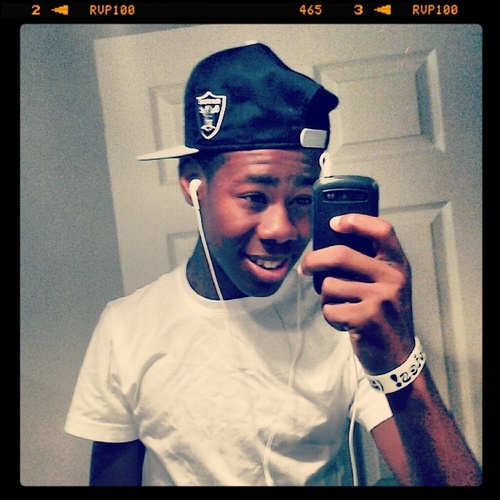 _kwamane's profile picture. |#TeamSwaqq|#TeamSinqle|16|#TeamMe|#TeamFollowBack|#TeamBukarest|