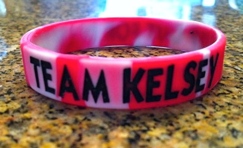 StepOutTeamKels's profile picture. This is the Team Kelsey twitttttah. Please support @kprovey! (: #teamkelsey Go to http://t.co/phgjJ8uxZI to donate to my walk!