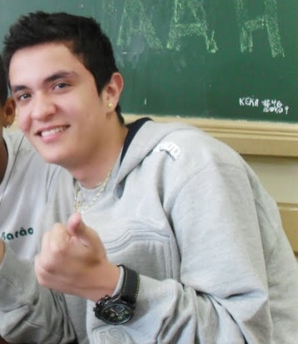 Tudo que me desejar de mal parceiro, baterá em meu peito e voltará pra você em forma de paz e amor ;DD
