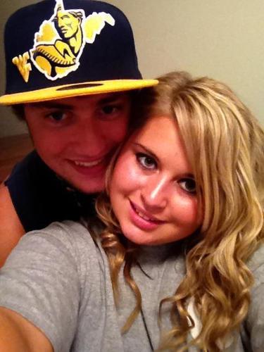 #wvuhockey4 #teamhuskies #wvu15