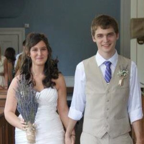 MrsBloomer12's profile picture. They say our feet were meant for dirt, I disagree.