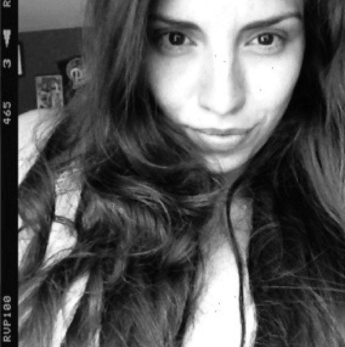 Hayejen's profile picture. Lo mejor de la vida es gratis , y la gente pasa su vida queriendo y queriendo mas , si entendieramos q las cosas q valen la pena no se pueden comprar .... !