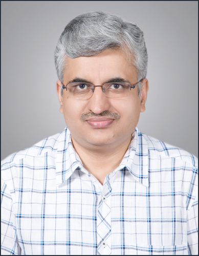 Oncologist at Allahabad
trained at Tata Memorial Hospital, Mumbai
