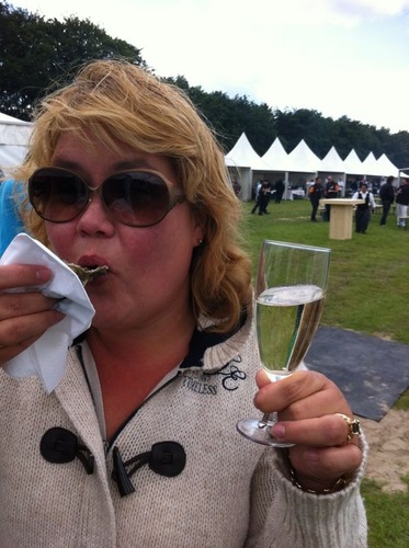 Eigenaar Perfect Events|Mama van Simon en Floris|Creatief in de dingen anders doen|Passie voor Koken en Wijnen|nieuwe dingen beleven