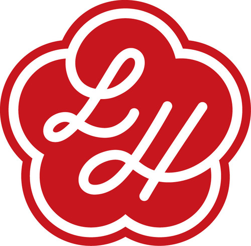 The distinctive Lou Harvey range of accessories and soft furnishings has become a brand synonymous with cutting-edge design, style, fashion and functionality.