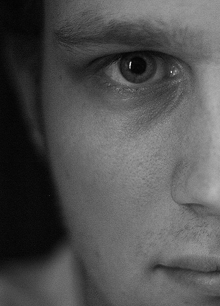 putin99's profile picture. 80后爱摄影爱音乐爱macApple喜欢Blackberry