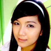 RoSaRiaMaNuRunG's profile picture. Hidup itu kayak sebuah senyum. Semakin nggak dibuat-buat, semakin apa adanya, semakin indah.