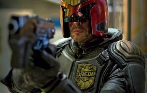 dredd_j's profile picture. a judge of the halls of justice i am the law dont mess with me (Rp18+) scumbags, hates clowns!