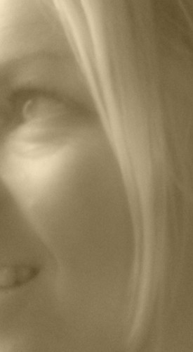 themomit's profile picture. 