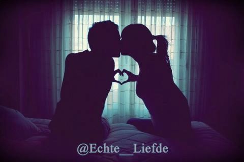 Follow voor Echte Liefde in jou TimeLine, wij tweeten jij retweet! #ECHTELIEFDE #EL