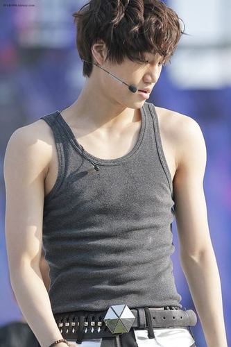 ...I'm KAI Kim Jongin-bot /// หวัดดีคับ! ผมบอทไค คิมจงอิน exo คับ เข้ามาฟอล คุยกับผมได้นะคับ ^ ^ รับรองว่าคุณจะติดใจหล่อดำคับ ขอบคุณคับ ^ ^ (ลาบอทคับ)