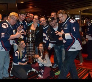 Group of Ice Hockey fans that love Melbourne and make some noise. You'll find us behind the goals at the Medibank Icehouse chanting.