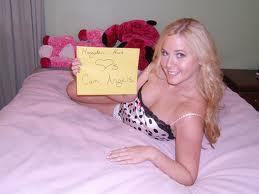 Nidia_Daines's profile picture. Like Pinch dick ==► http://t.co/9tyIuZ8VnQ