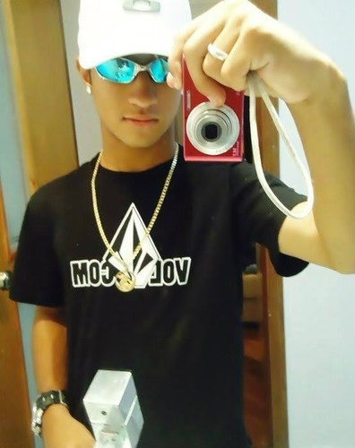 namorado da @patyvitor2 te amo 
nada a mais a declara !!