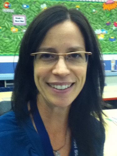 Elementary music teacher who loves singing, dancing, playing and creating with my students.