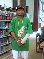 i am an aspiring writer as well as songwriter that eventually wants to become a very succesful entreprenuer