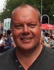 Geboren in Helsinki, Chef werkplaats bij AVA Luchttechniek in Almelo, vader van twee geweldige kinderen Markku en Anneli
