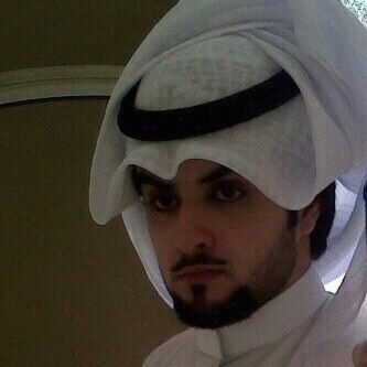 يوم شفته وطاحت العين بالعين...ودي اسولف بس ما من ميانه