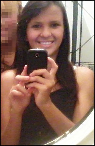 tenho 16 anos estudo leonina , sou menina meiga,brava,louca,sentimental,chorona,besta, orgulhosa, boba e tonta , amo criança e animais , sou  SÃO PAULINA s2'