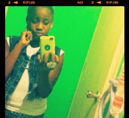 i Luvv Sports Im Funn And I Libe My Friends And Family So Just Hit Follw :):):):):):);););););););!!!!