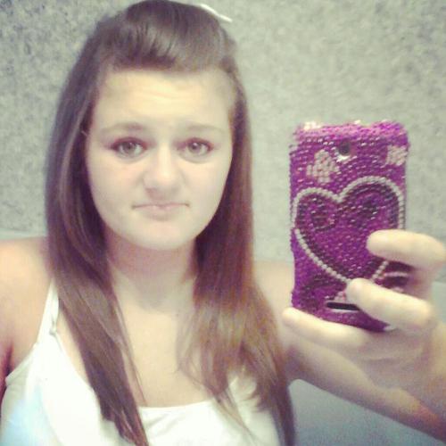 14/freshman! U lost... dont follow me:) but if u on twitter u best hit that follow button then #teamfollowback #teamsingle #teamlonghair #teamwhitegurll  #YOLO