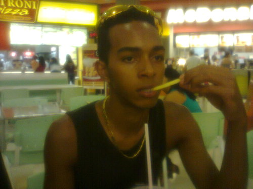 Sou um rapaaz legaal ' =D