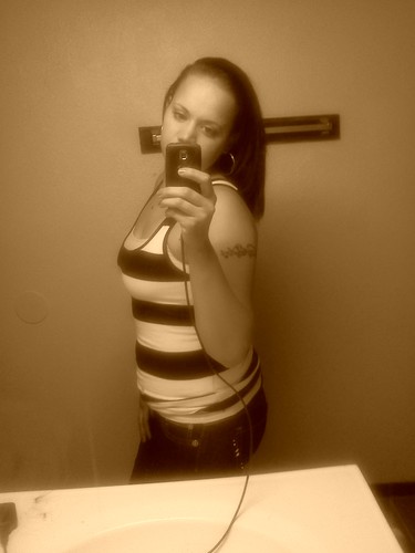 ShaundraLynne's profile picture. -#WordIzBond. -#SingleMommy. -#Realist. -#ChildOfGod. -#Funny&Silly. -#IAmMe.