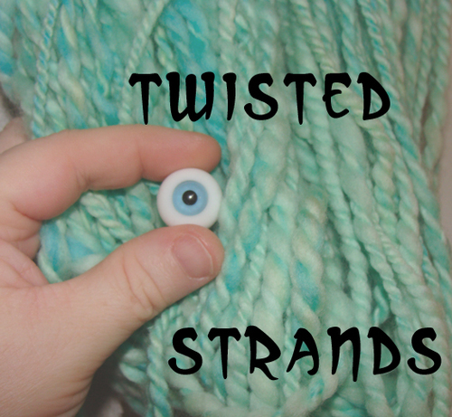Knitting and hooking podcaster, Twisted Strands Podcast, yarnho