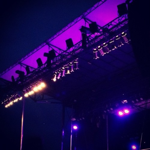 marinojesse_del's profile picture. Pianist | Photographer | Technologist

I'm a pure-bred snarkster with an obsession for sound and gadgets.