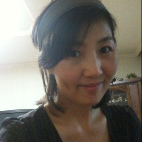 Rosevillige's profile picture. 같은 음악 반복해서 실증날때까지 듣기, 섬세한 떨림에도 예민하게 반응하는 감성을 사랑, 조용한 나날속에서도 일탈을 꿈꾸는...