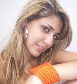 Robertamiransr's profile picture. Amor à primeira vista é possível; mas é sempre bom limpar os óculos e ter um segundo olhar...