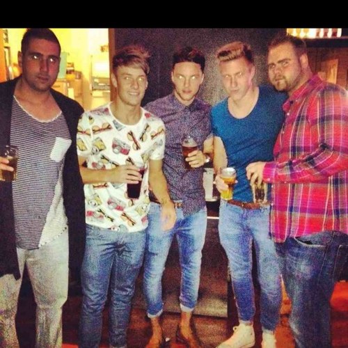 kingkyri11's profile picture. london lad. twitter creep. blackburn fan. football mad. serial joker. greek stallion