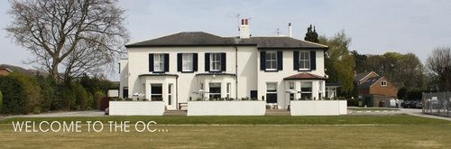 Sports & Leisure complex, bar, food, weddings, private functions, conference, squash court, snooker, tennis courts, live football, cricket. Families welcome!