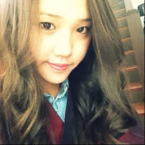 อันยองค่ะชาว ฟลว. ทุกคน ^^ ฉันฮายานา สาวสวยและน่ารัก แห่งวง EvoL ฉันคุยได้ทุกเรื่องนะ 555 ถ้าไม่เชื่อก็ลองมาคุยกันดูสิ *ขยิบตา* 12/09/12 [Just both Not Real]