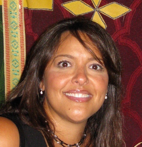Spouse. Daughter. Sister. Aunt. Friend. Girlfriend. Stylist. Therapist. Pearl Jam fan. Redskins/Commanders fan!