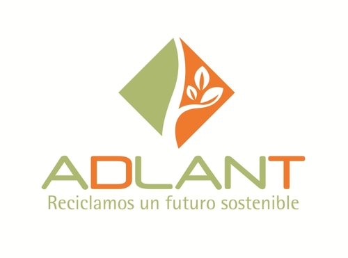 Somos especialistas en la recogida de cartuchos & toners vacios para su posterior tratamiento, recuperación y reutilización dentro del mercado.