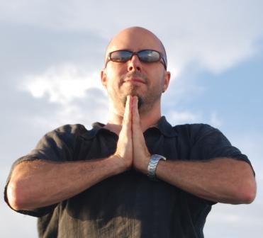 Father to three boys, technology writer, blogger, saxophonist and notorious cynic