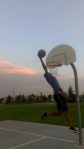 Jpete3's profile picture. The natural fuck up