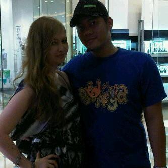 fdjlaurencia_D's profile picture. Love is indeed beautiful, peaceful, calm and happy. What a grim world without love. Love is nature, grace and the best feeling is owned by Man.But what kind of