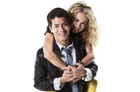 sou alegre, feliz e adoro meus amigos!!!!