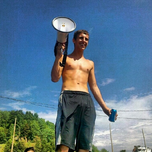 senojrelyt's profile picture. Cars, watersports, offroading, beer, being an asshole.