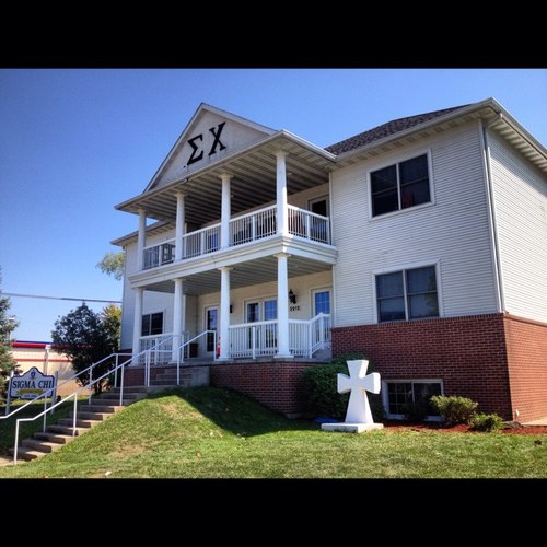 DrakeSigmaChi's profile picture. Here to keep members, alumni, and friends informed on the Theta Gamma chapter and their activities.